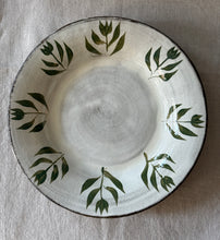 Görseli Galeri görüntüleyiciye yükleyin, Rustik Tabak (25cm)