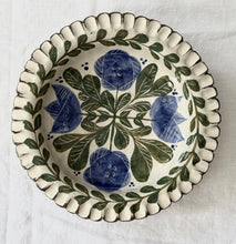 Görseli Galeri görüntüleyiciye yükleyin, Rustik Fırfırlı Kase (25cm)