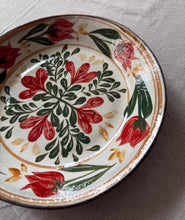 Load image into Gallery viewer, Farmhouse Çukur Tabak (26cm)