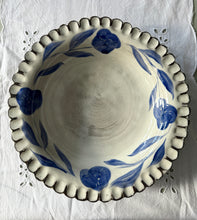 Görseli Galeri görüntüleyiciye yükleyin, Rustik Fırfırlı Kase (25cm)