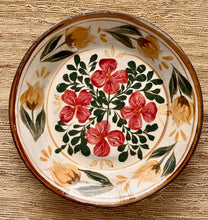 Görseli Galeri görüntüleyiciye yükleyin, Farmhouse Çukur Tabak (26cm)