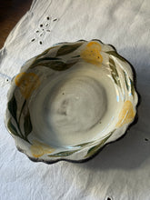 Görseli Galeri görüntüleyiciye yükleyin, Rustik Mini Tabak (16cm)