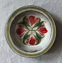 Laden Sie das Bild in den Galerie-Viewer, Farmhouse Tabak (18cm)