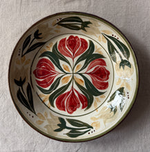 Load image into Gallery viewer, Farmhouse Çukur Tabak (26cm)