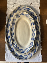 Görseli Galeri görüntüleyiciye yükleyin, Rustik Oval Servis Tabağı (34x22cm)
