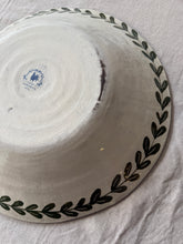 Laden Sie das Bild in den Galerie-Viewer, XL Rustik Çukur Servis Tabağı (36cm)