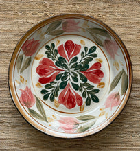 Görseli Galeri görüntüleyiciye yükleyin, Farmhouse Çukur Tabak (26cm)