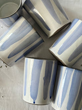 Görseli Galeri görüntüleyiciye yükleyin, Mavili Büyük Bardak Çizgili (300ml)